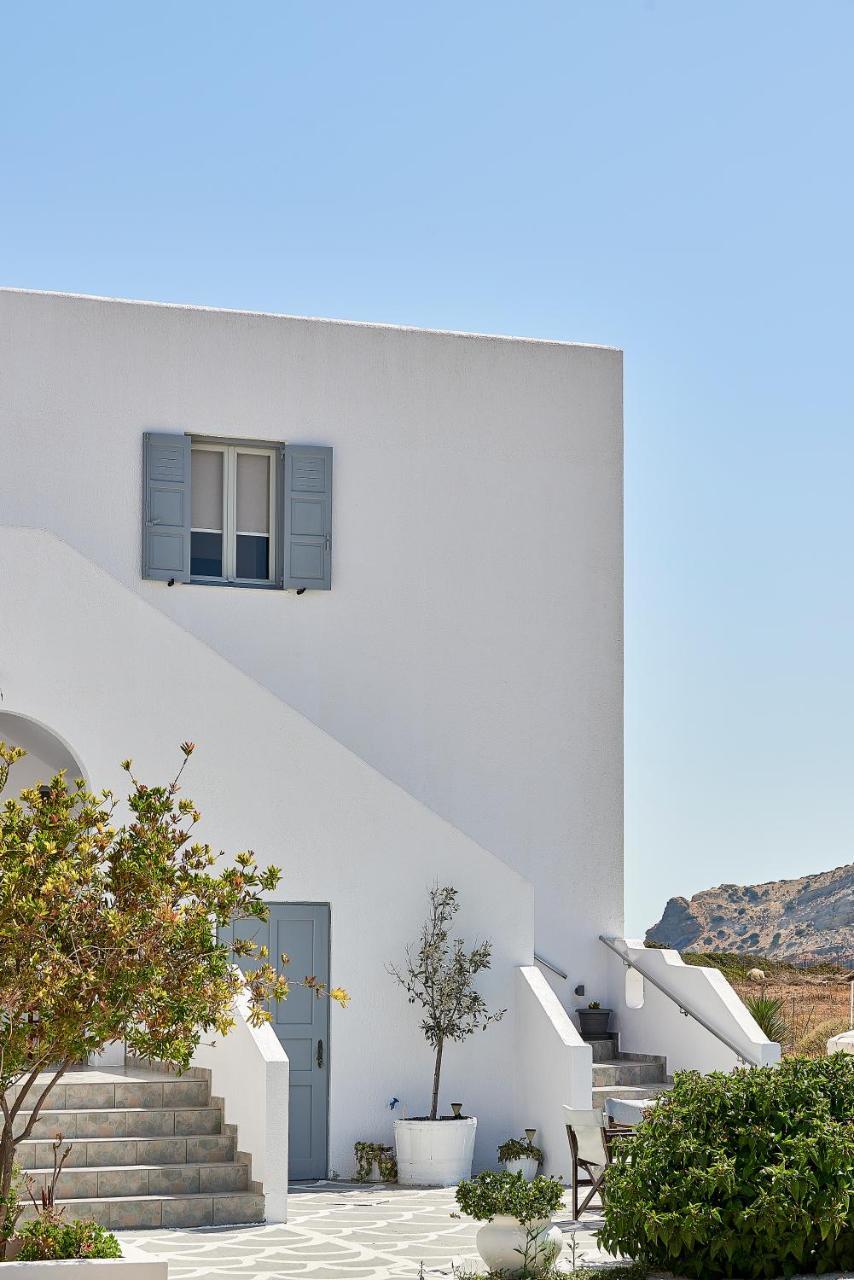 Muses Rooms Milos Provatas Eksteriør bilde