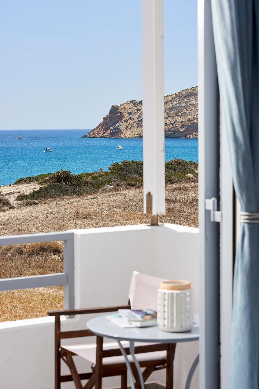 Muses Rooms Milos Provatas Eksteriør bilde