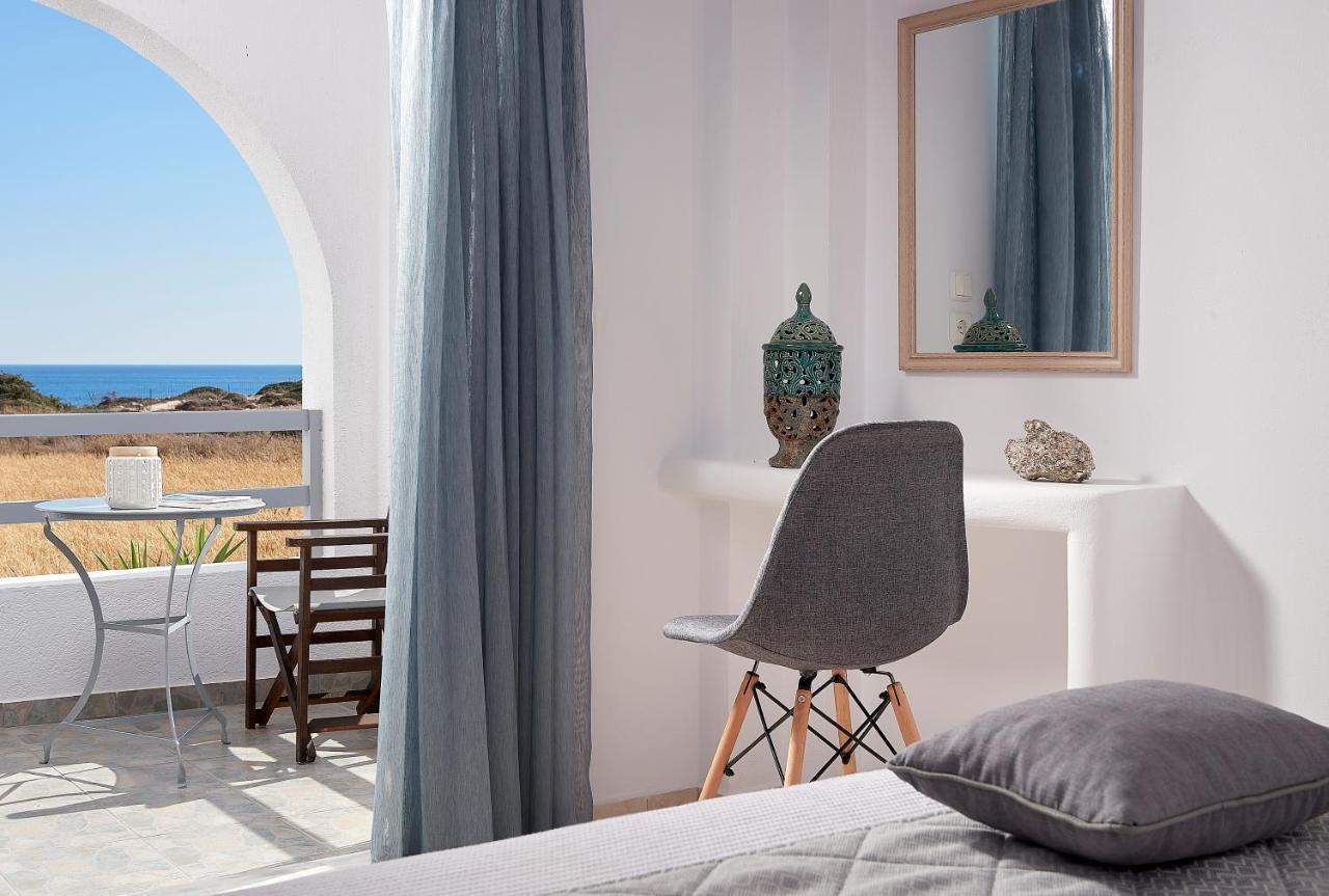 Muses Rooms Milos Provatas Eksteriør bilde